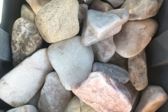 Vápenec růžový 1 - 3 cm