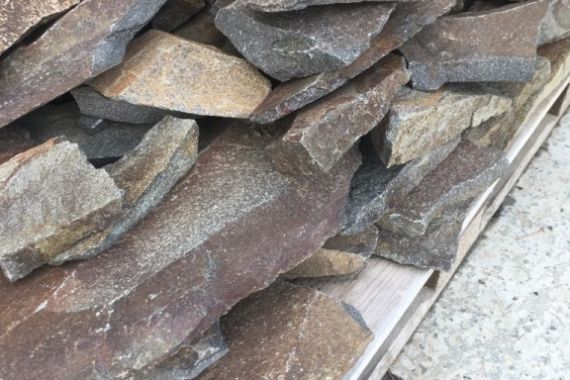 Andezit tl. 2 - 5 cm