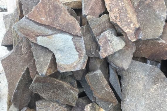 Andezit tl. 1 - 3 cm