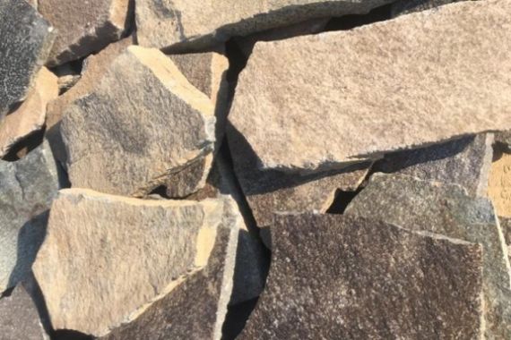 Andezit tl. 2 - 4 cm