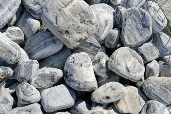 Mramor černobílý 10-30 cm