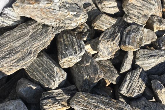 max-f762-kamenna-kura-6-3-15-cm-2