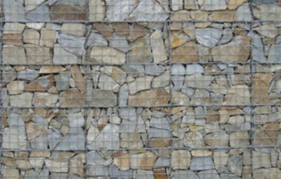 Gabionové koše s drátěnými výztuhami