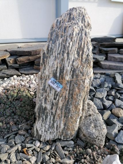 Moderní i klasické dekorační sloupy